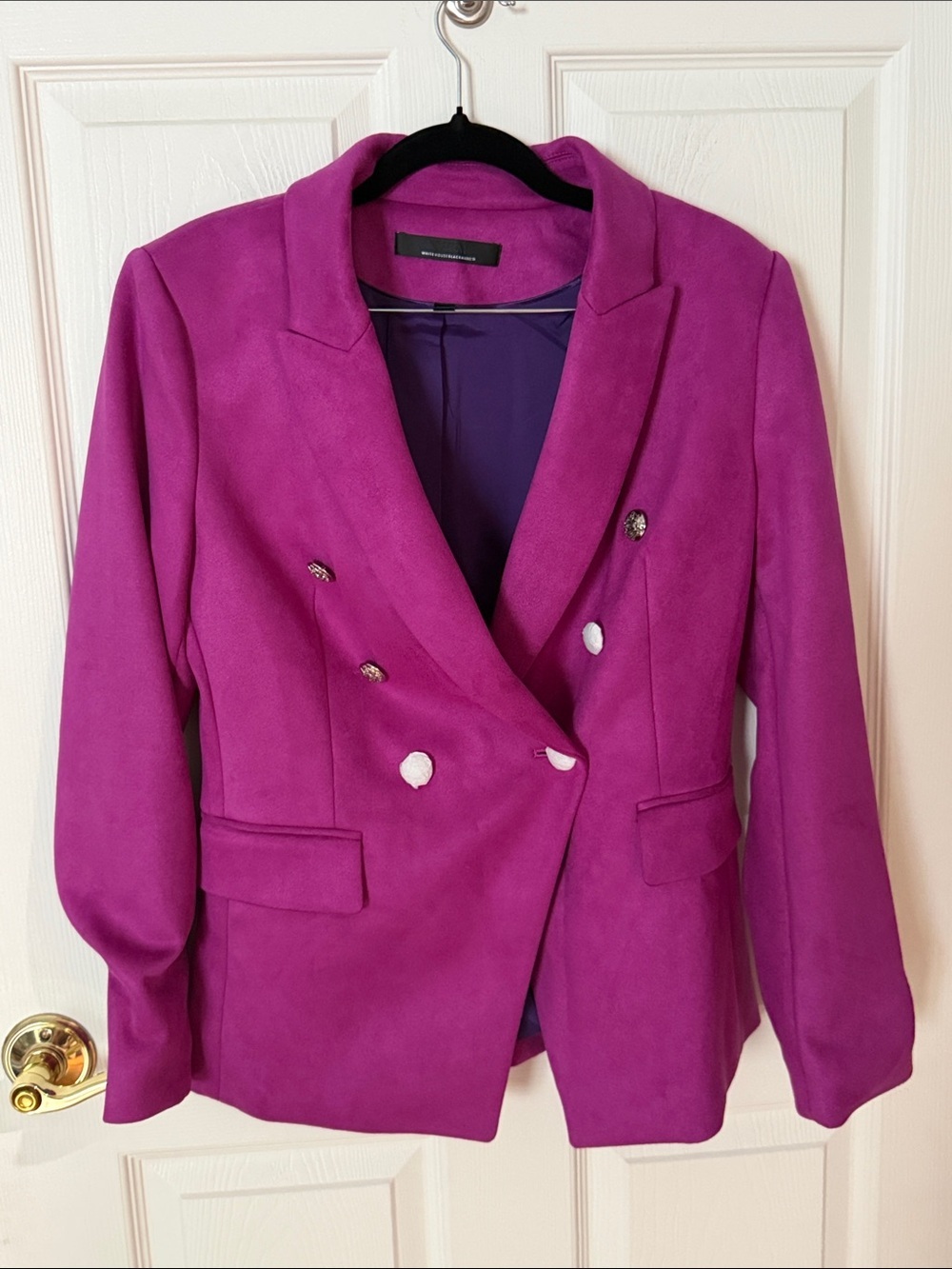 White House Black Market Magenta Blazer soft suede feel size 6